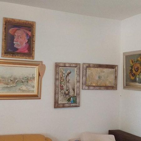 Studio Apartmani Sehic Krvavica Eksteriør billede